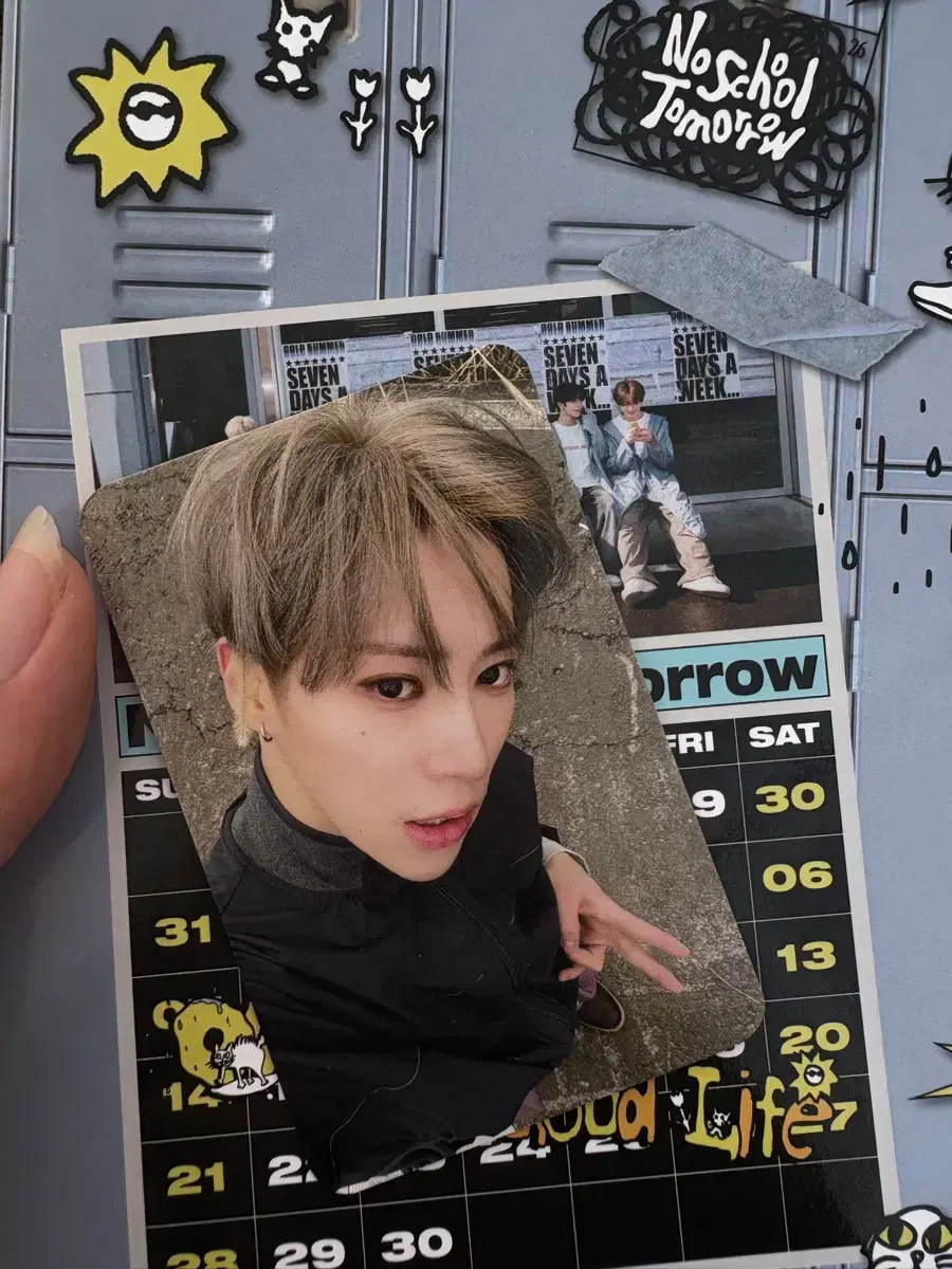 thumbnail-0